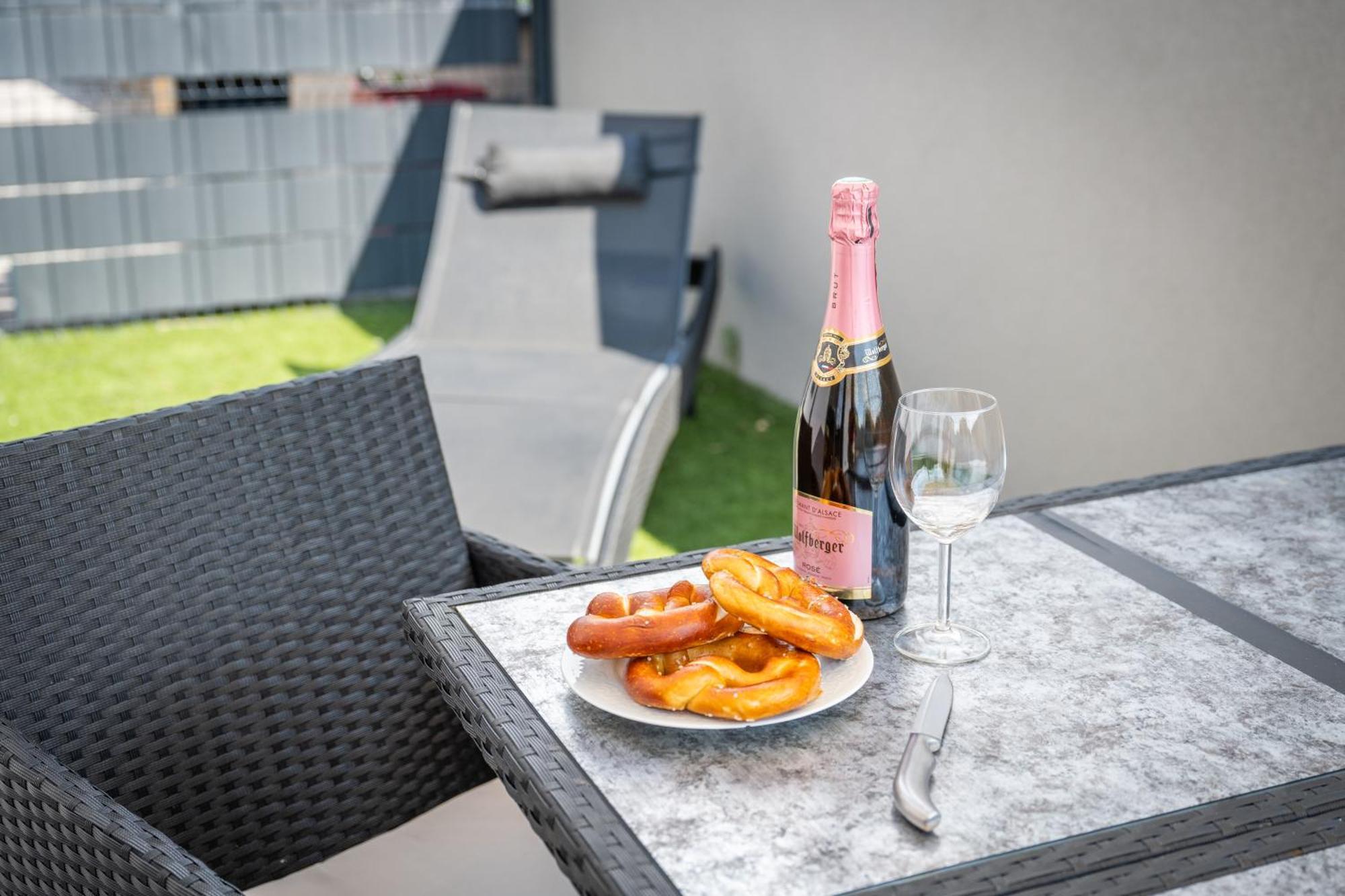 Appartement L'Eden Horbourg Екстериор снимка